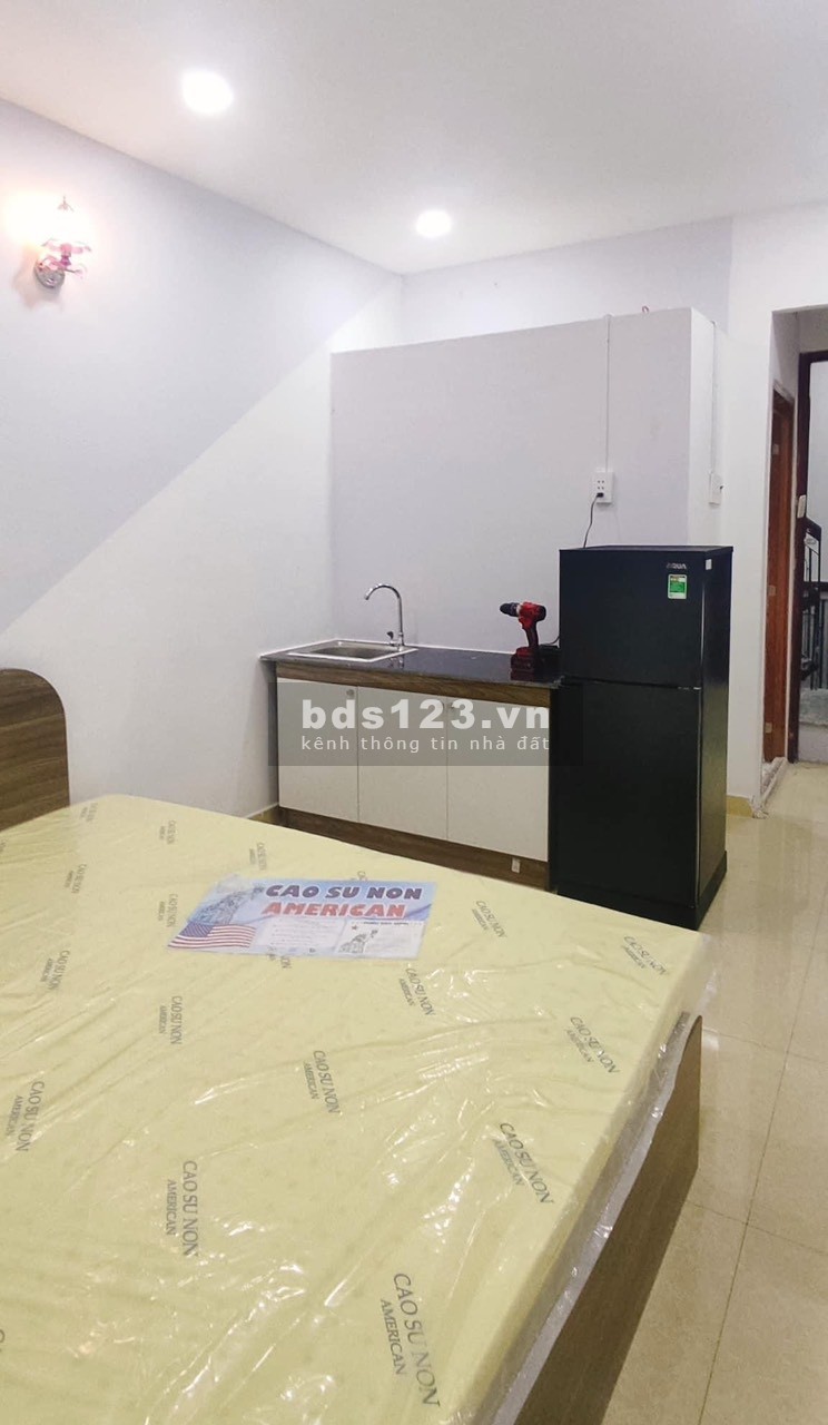 Tim bạn ở ghép 1-1 phòng đầy đủ nội thất nằm ngay trung tâm Quận 10