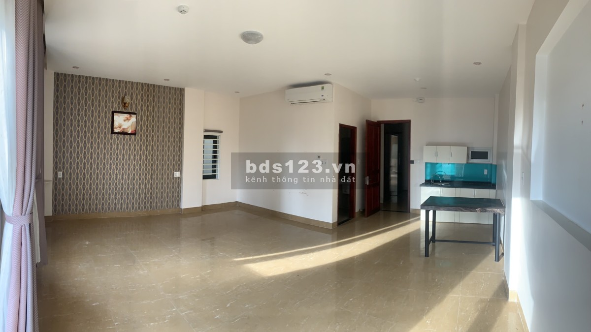 Cho thuê văn phòng gần cầu Rồng, DT 60m², mặt tiền đường Trần Hưng Đạo