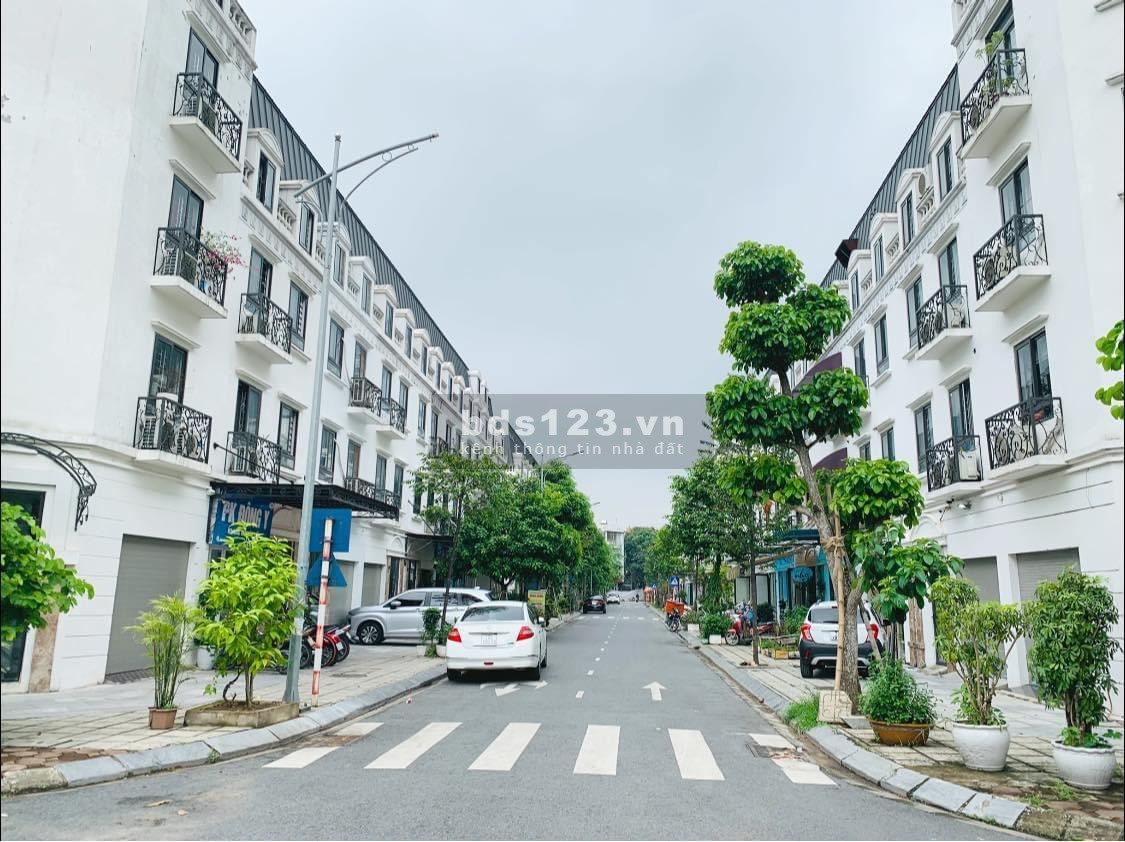 (Hot) Chính chủ cho thuê 02 căn liền kề LaCasta 88m2 cạnh nhau (thuận tiện kinh doanh), Hà Đông, HN