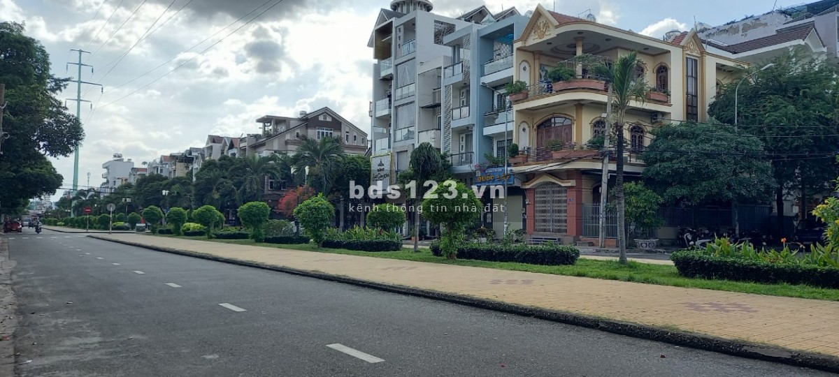 Bán nhà mặt tiền Phường Tân Sơn Nhì, vị trí cực kỳ đắc địa quận Tân Phú