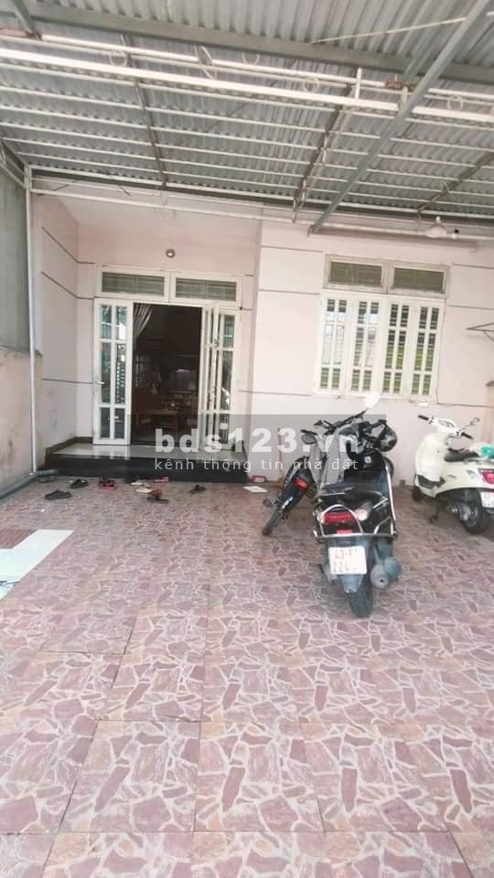 Bán nhà riêng giá sập hầm, kiệt ô tô, DT 130m² x 2 tầng, chỉ hơn 2 tỷ
