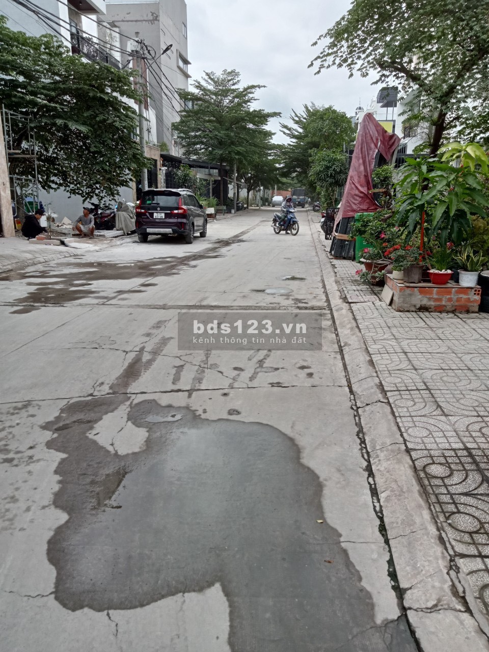Cho thuê kho xưởng góc 2 mặt tiền Quận 12, gần 400m2