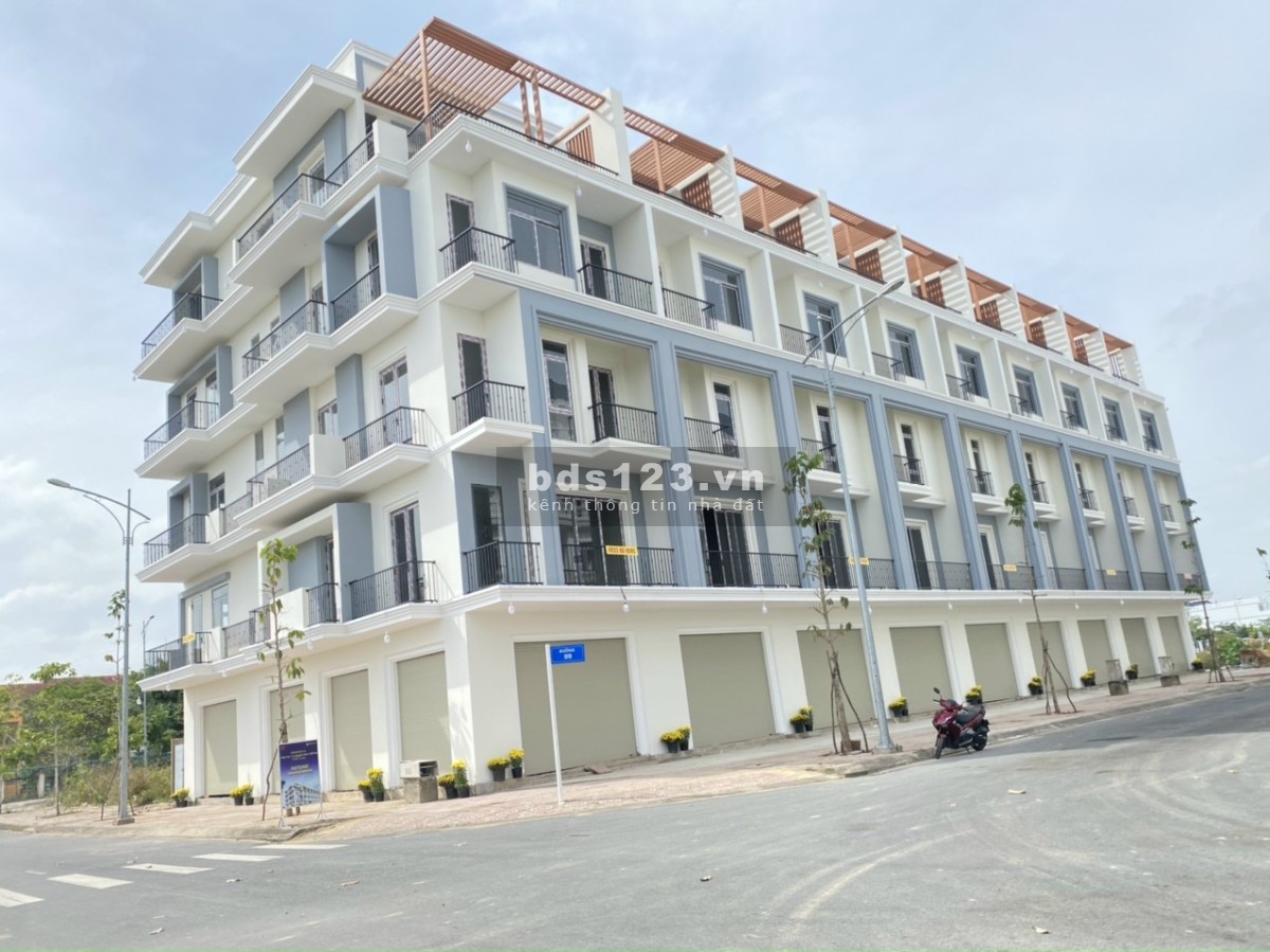 Bán nhà phố đường Võ Văn Kiệt, Trung Tâm Hành Chánh TP Vĩnh Long