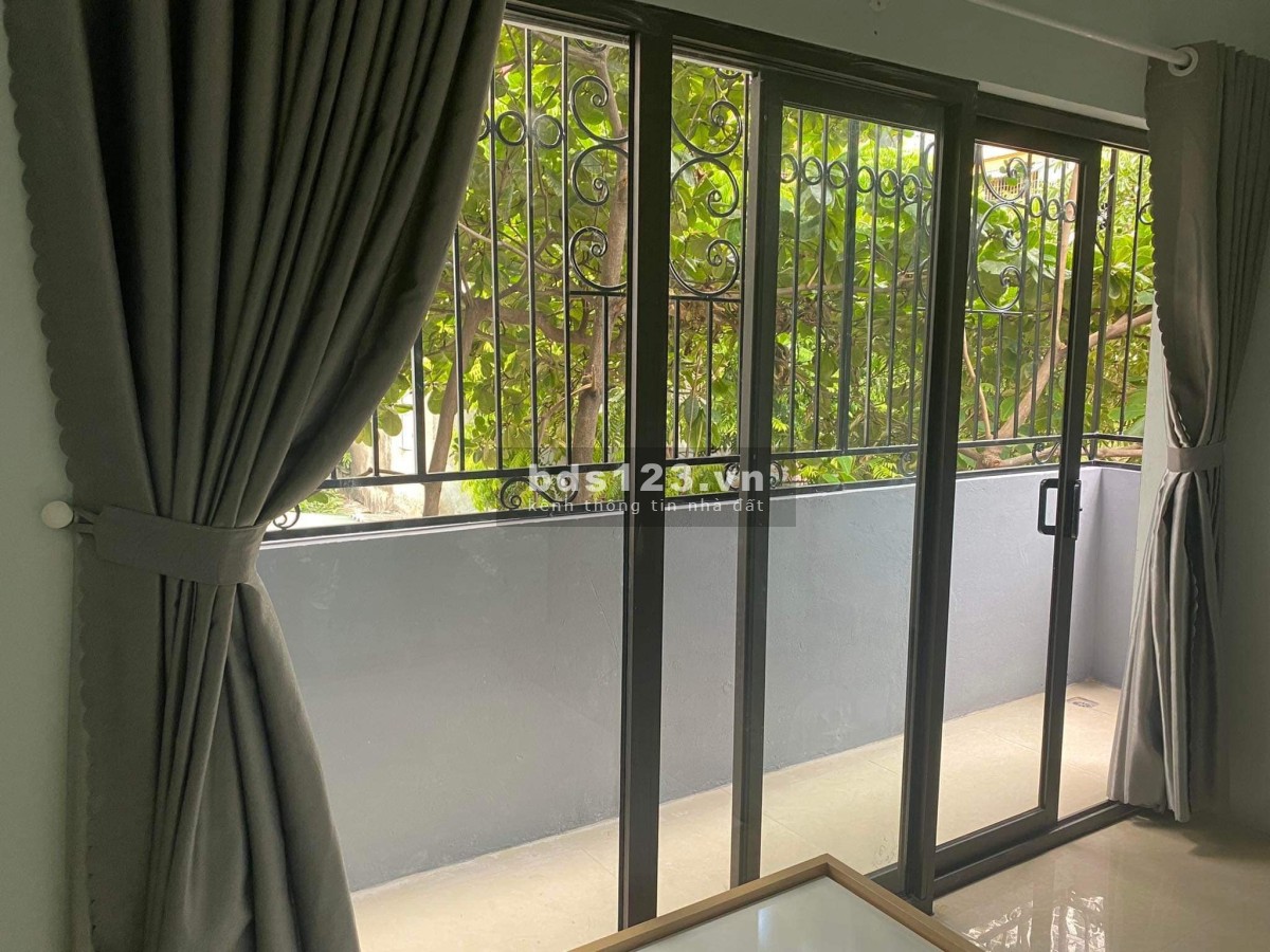 Bán nhà riêng căn góc Quân Nhân, Thanh Xuân, giá 3,7 tỷ, LH: 0979 628 323