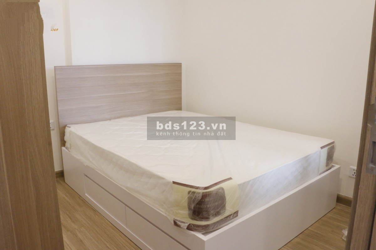 Bán căn hộ 2 PN 1 WC tòa S105 Vinhomes Smart City, tầng trung, hướng mát, giá tốt