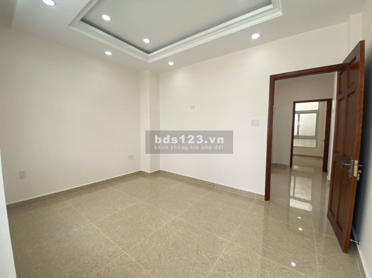 Bán nhà mặt tiền KD Chợ Bình Triệu, Hiệp Bình Chánh, DT 58,7m² có gara ô tô, SHR, Giá 8,8 tỷ