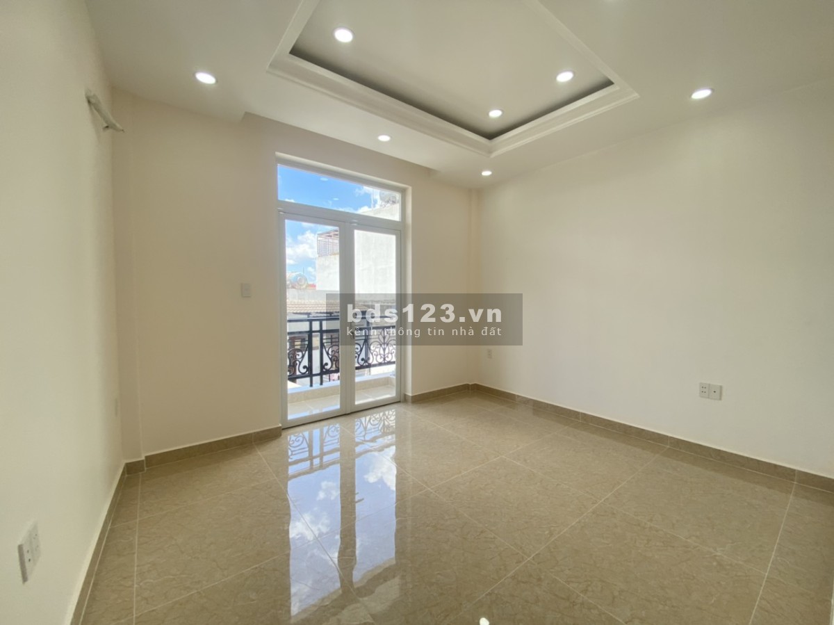 Bán nhà mặt tiền KD Chợ Bình Triệu, Hiệp Bình Chánh, DT 58,7m² có gara ô tô, SHR, Giá 8,8 tỷ