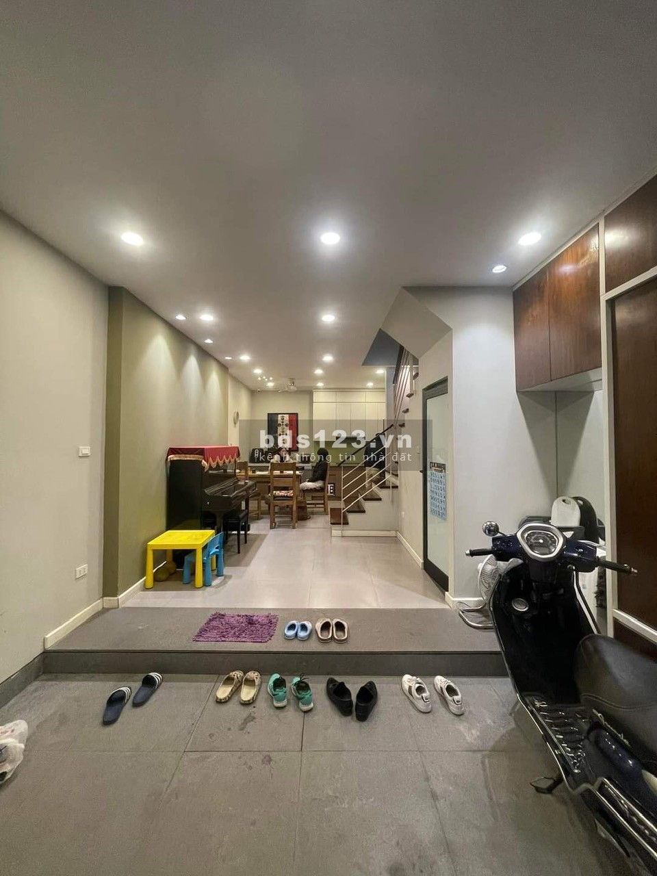 Bán nhà riêng Bùi Xương Trạch quá đẹp diện tích 45m², MT 4.2m, giá 5,56 tỷ