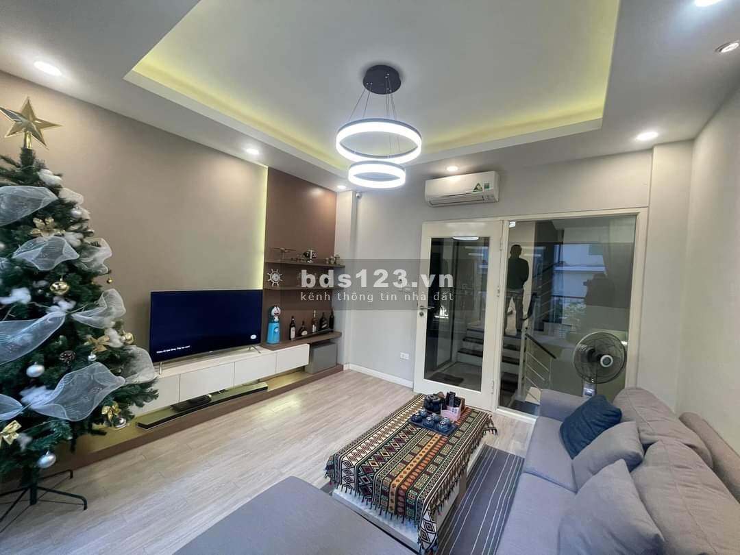 Bán nhà riêng Bùi Xương Trạch quá đẹp diện tích 45m², MT 4.2m, giá 5,56 tỷ