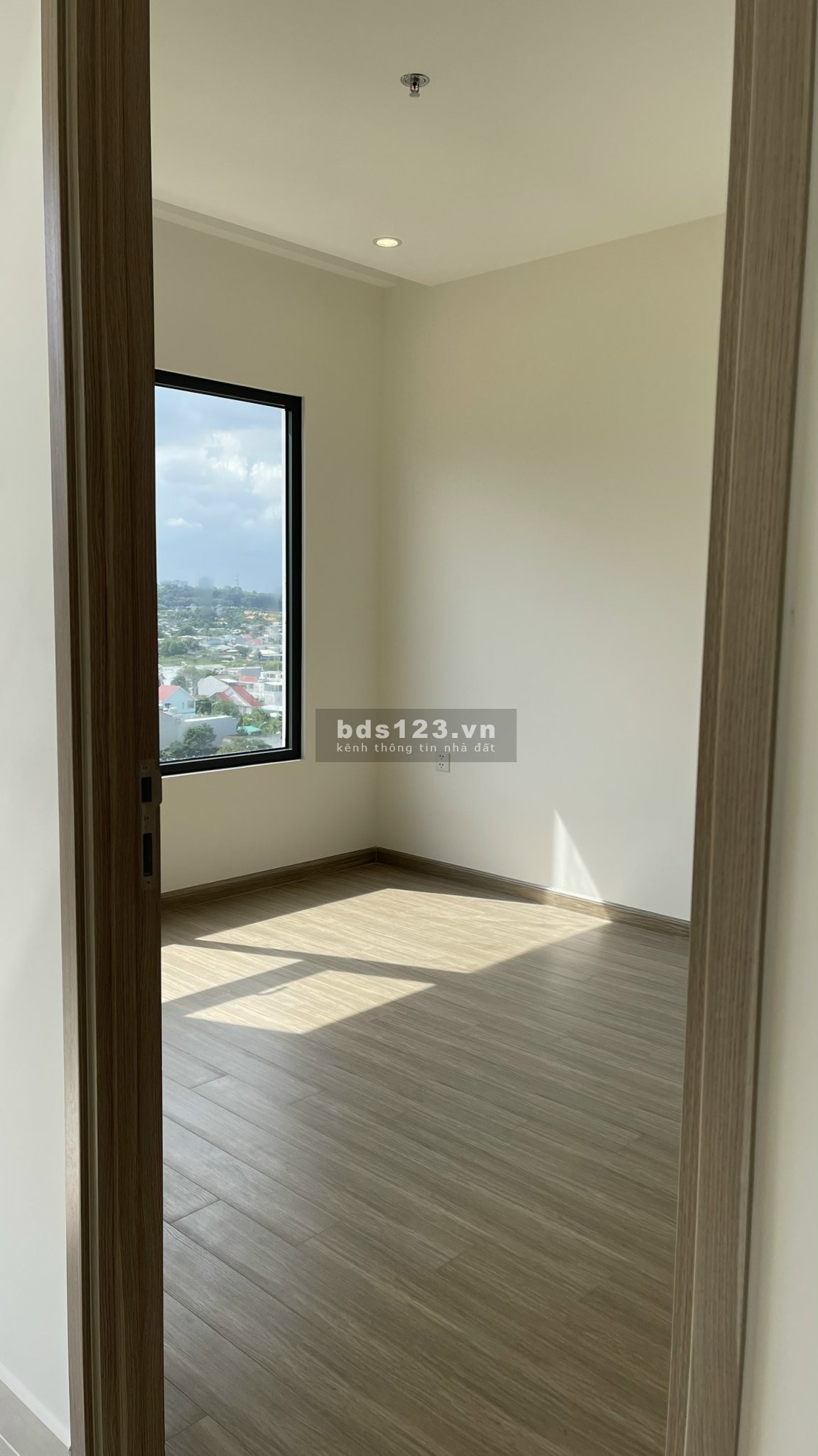 Bán căn hộ chính chủ khu The Origami giá bằng giá gốc 3,26 tỷ, DT 59m²