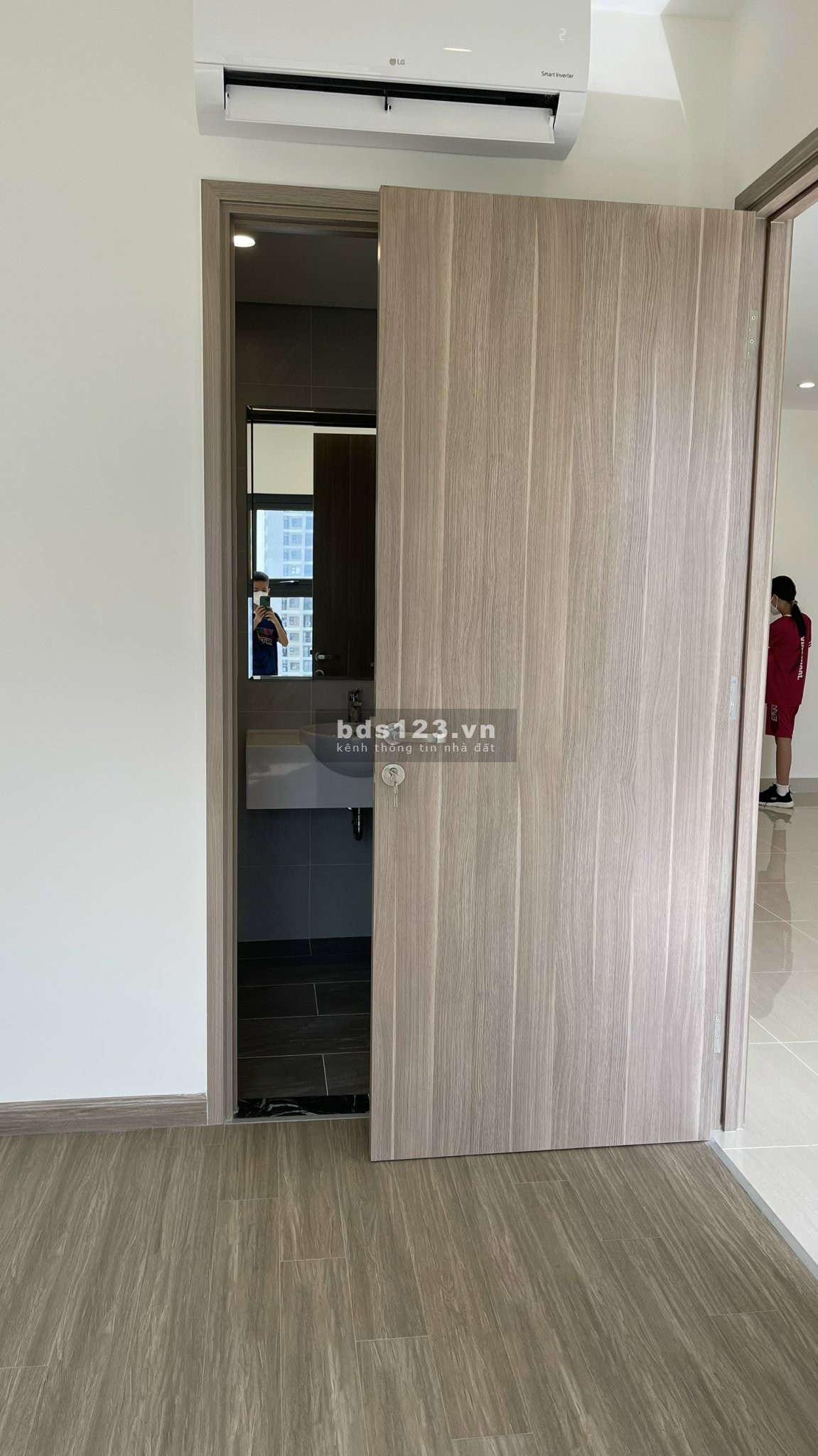 Bán căn hộ chính chủ khu The Origami giá bằng giá gốc 3,26 tỷ, DT 59m²