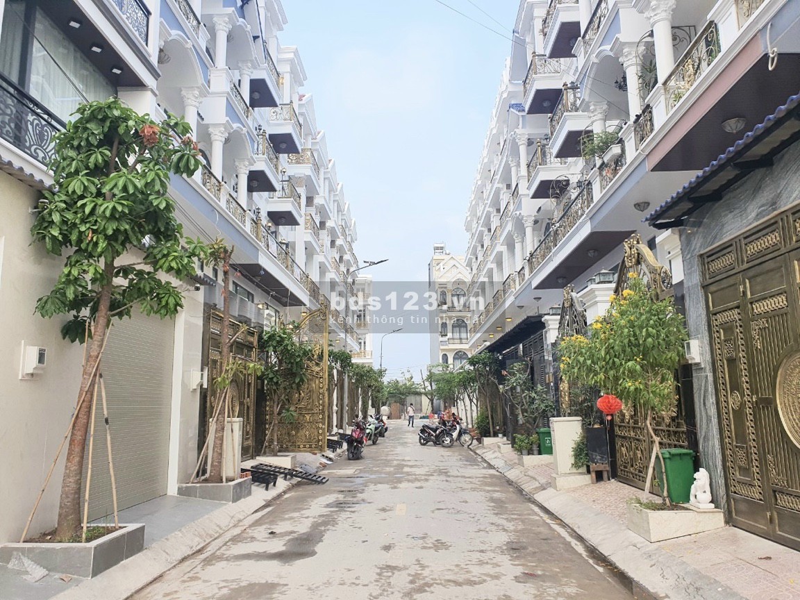 Bán nhà riêng 4 tầng, mặt tiền kinh doanh TP Thủ Đức ngay sát Vạn Phúc City, Cân Nhơn Hòa