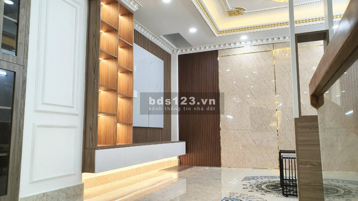 Bán nhà riêng 4 tầng, mặt tiền kinh doanh TP Thủ Đức ngay sát Vạn Phúc City, Cân Nhơn Hòa