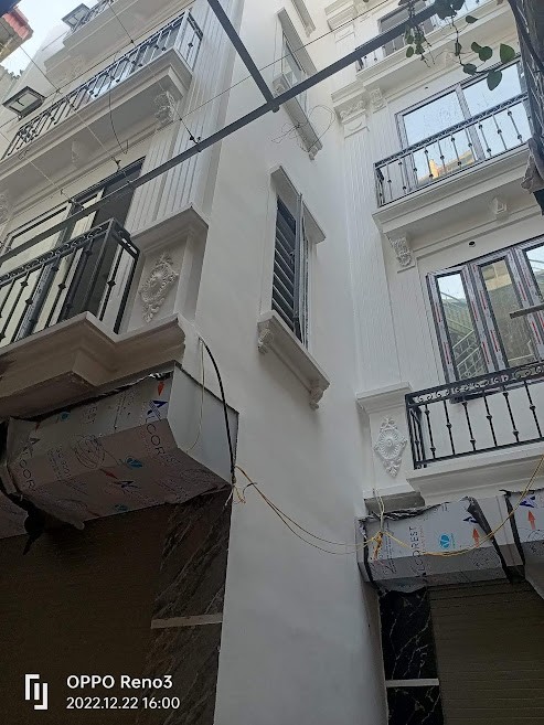 Bán nhà riêng Đội Cấn 5 tầng có thang máy, giá 4,8 tỷ khu an ninh