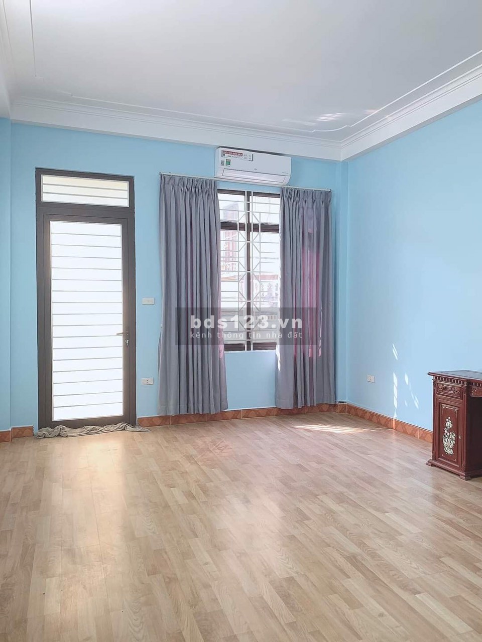 Bán nhà riêng Hoàng Mai, khu kinh doanh, DT 55m² x 4 tầng, MT 4.3m, giá 7,2 tỷ TL