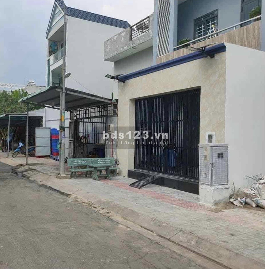 Bán đất mặt tiền Quản Trọng Linh, phường 7 Quận 8, DT 110m² siêu đẹp