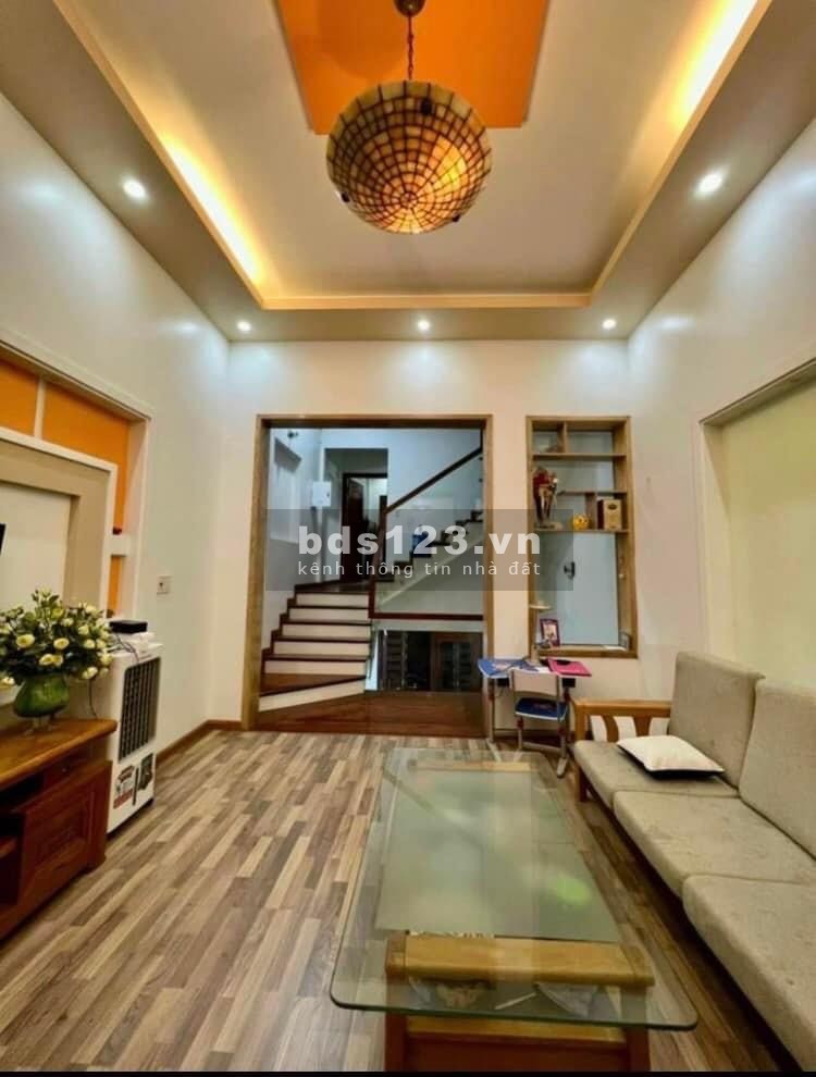 Cần bán nhà ngõ có vỉa hè rộng 10m, phố Tống Duy thành phố Hải Dương