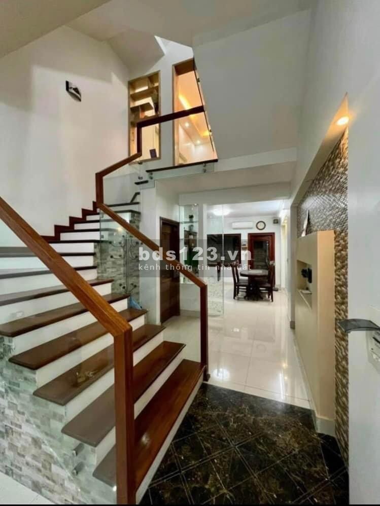 Cần bán nhà ngõ có vỉa hè rộng 10m, phố Tống Duy thành phố Hải Dương