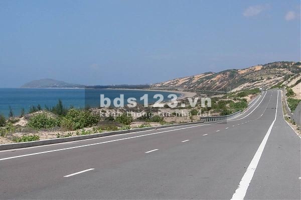 Bán đất lô tí hon 1086m2 có 299tr nè anh chị ơi
