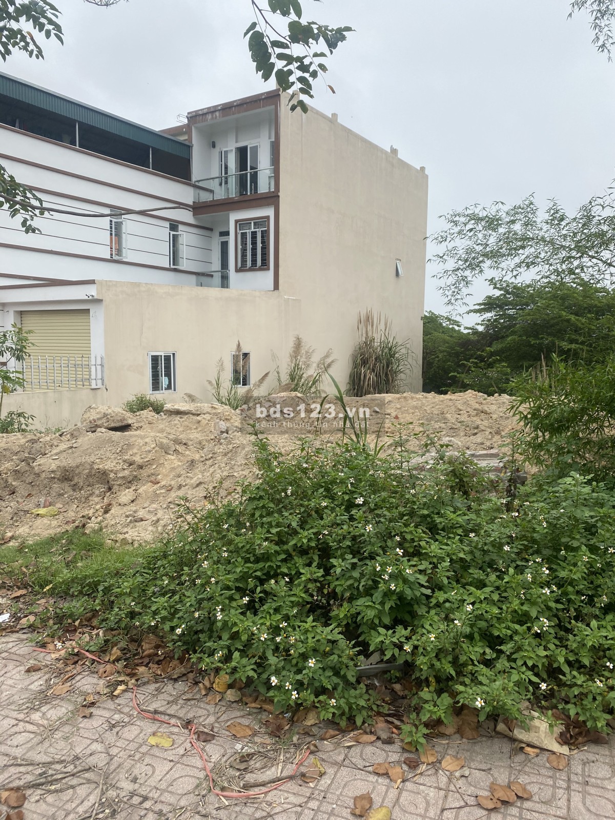 Bán đất nền ngay khu kinh tế Vân Đồn, DT 80m² FULL thổ cư