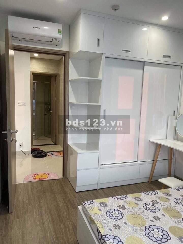 Bán nhanh căn hộ 2PN+1(2WC) VHOCP cắt lỗ 500 triệu - Giá 1,82 tỷ Tầng Trung, View Ngoại cảnh FULL NT