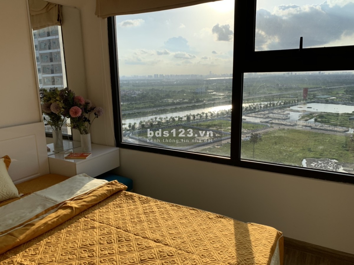 Bán nhanh căn hộ 2PN+1(2WC) VHOCP cắt lỗ 500 triệu - Giá 1,82 tỷ Tầng Trung, View Ngoại cảnh FULL NT