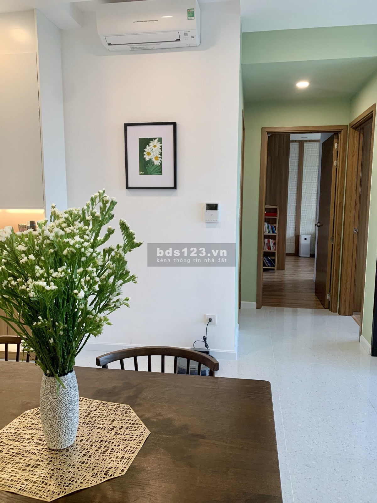 Nhà đẹp vậy thì cần gì đắn đo nữa ạ! Căn hộ Siêu Đẹp 2pn cho thuê tại Palm Heights. Lh 0902.0506.43