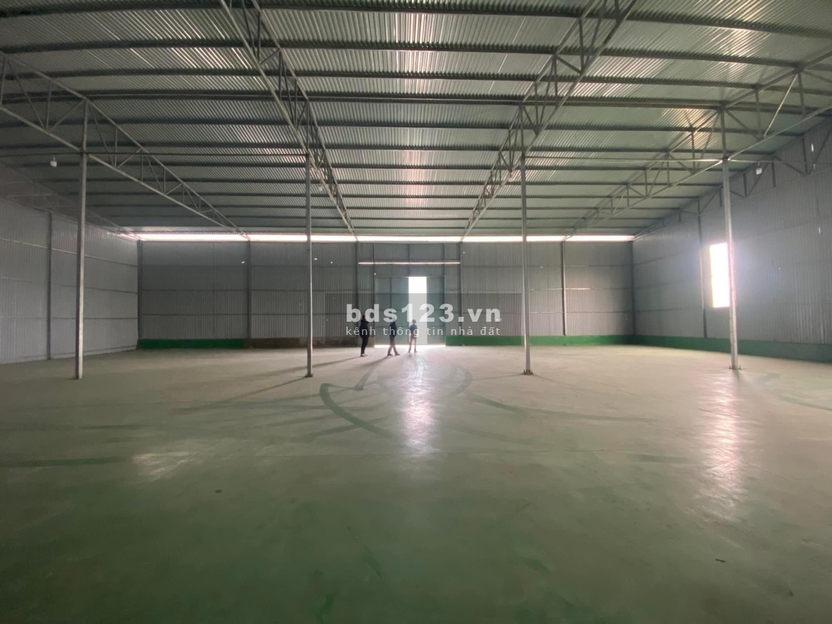 Cho thuê kho 420m2 khu đô thị Thanh Hà Hà Đông lh 0819980000