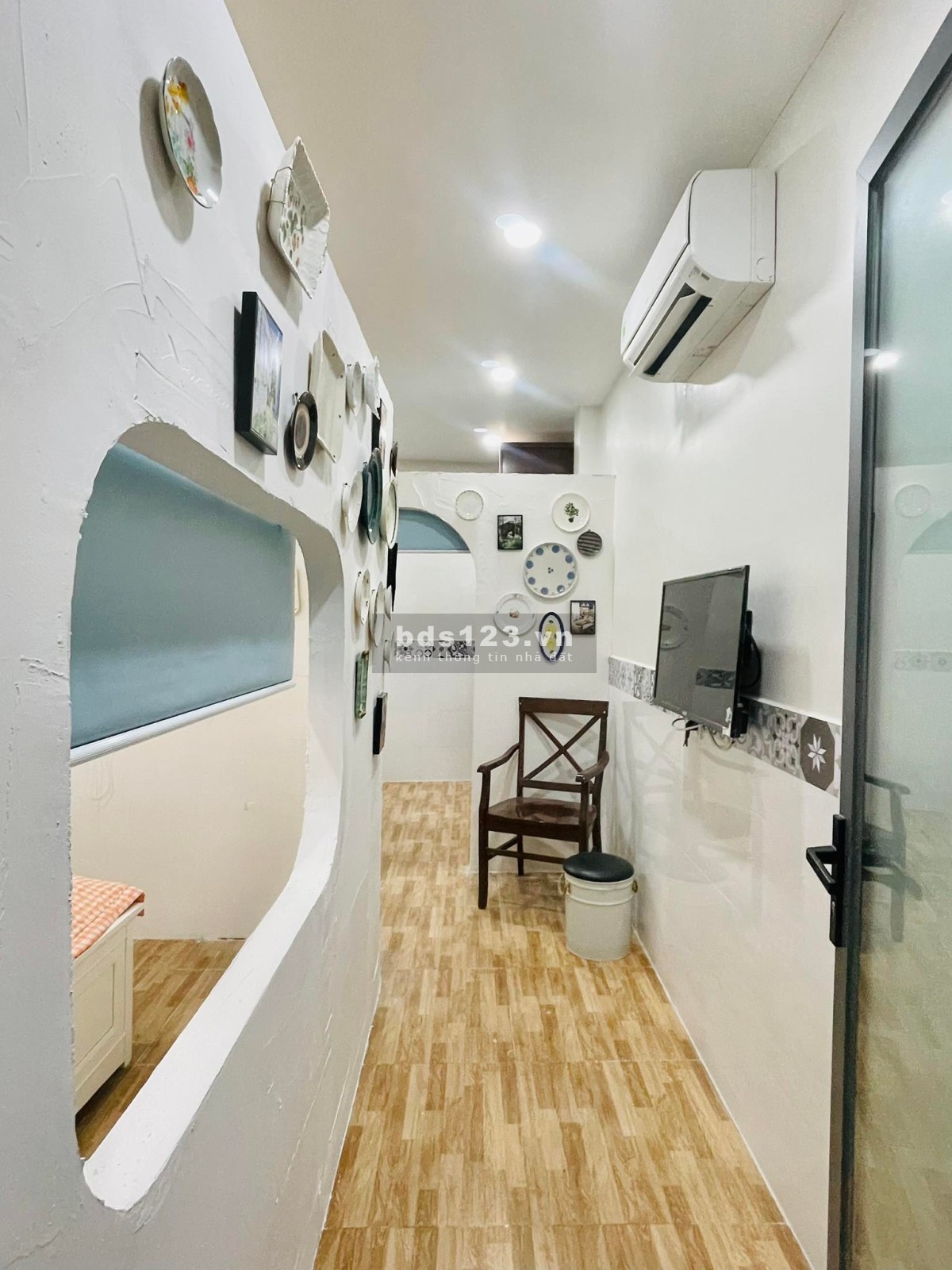 Cho thuê căn hộ ngã 4 PN 40m duy nhất 1 căn view cực xịn LH để xem chốt ngay CHDV