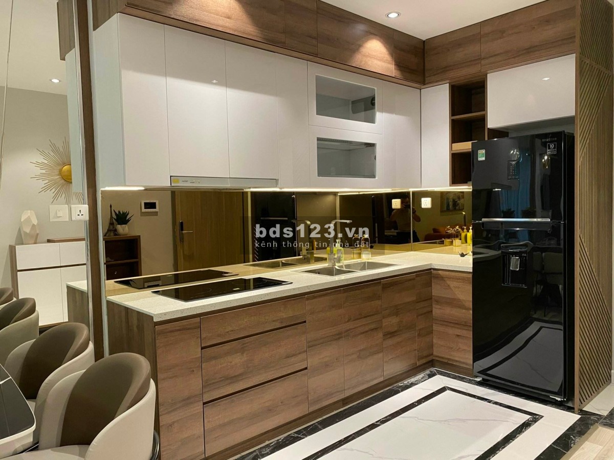 Bán căn hộ cao cấp 2PN1VS, 60M2 FULL NỘI THẤT chỉ 2.4 tỷ tại Vinhome Ocean Park Gia Lâm