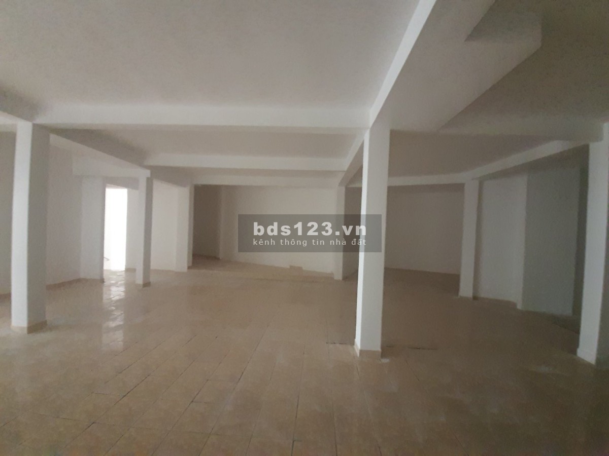 Chính chủ cần cho thuê nhà mặt tiền Trần Hưng Đạo, Quận 1, ngay phố Tây Bùi Viện