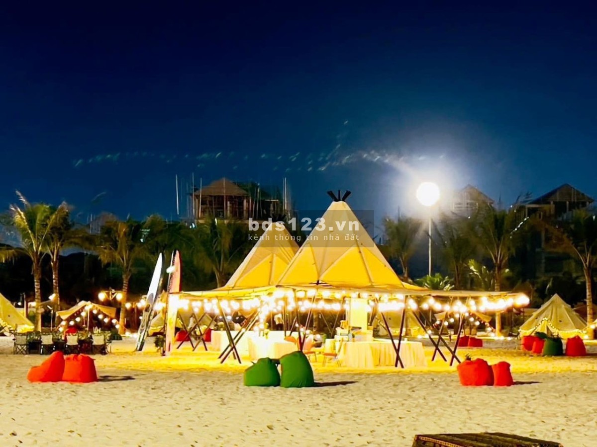 Cần bán gấp căn 2PN +1 ,2VS góc 70m2 full đồ giá 1.88 tỷ Vinhomes Ocean Park LH 0977484841