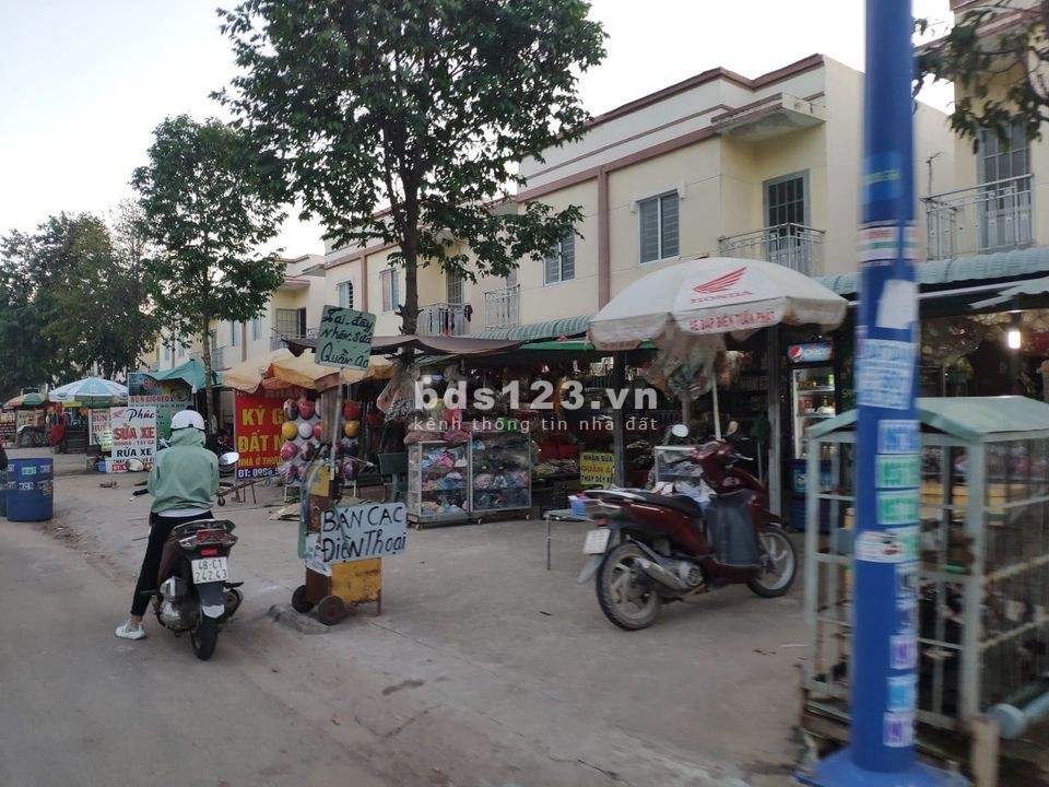 Bán gấp 2 dãy trọ Chính Chủ trong lòng KCN Bình Dương, đang cho thuê 14 triêu/ tháng