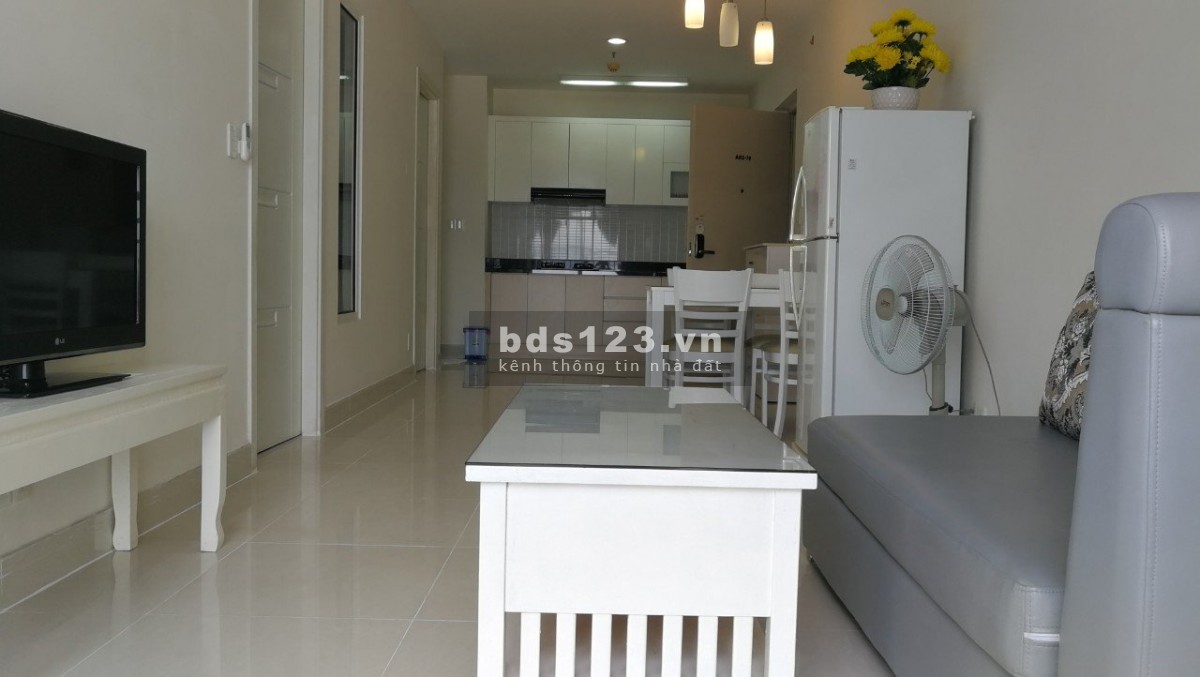 Cho thuê căn hộ gia đình CHARM PLAZA, 2PN + 1WC giá 7,5 triệu/tháng
