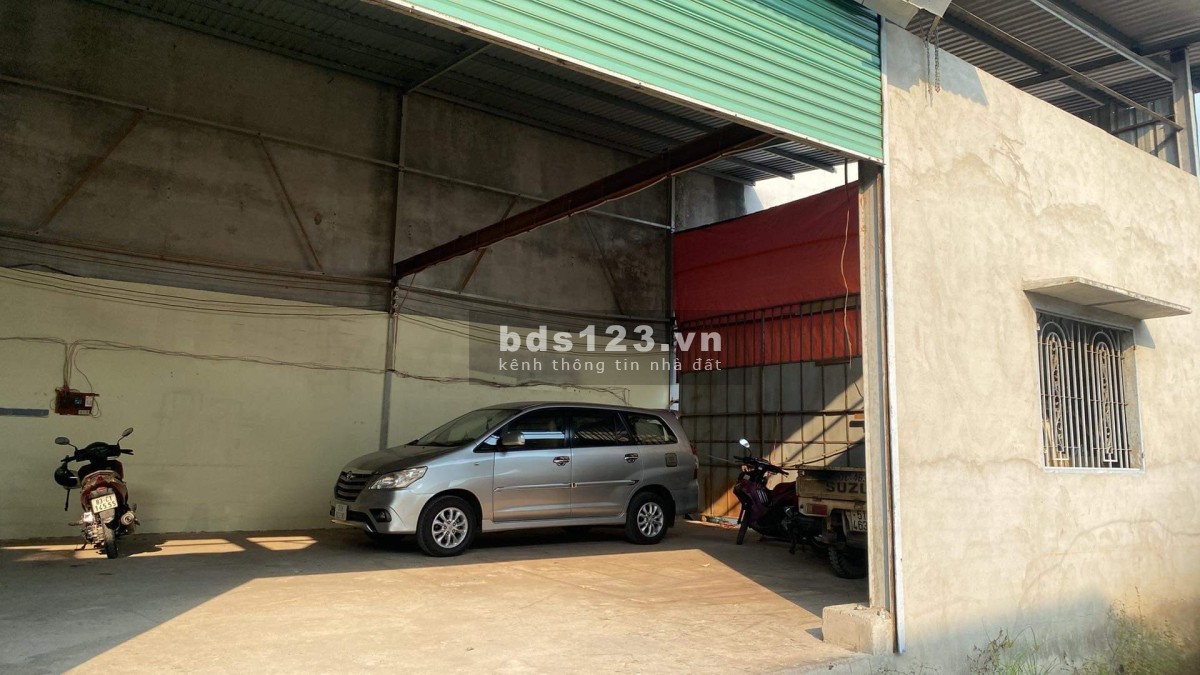 Cho thuê kho xưởng giá rẻ tại Bình Tân 10 triệu/tháng