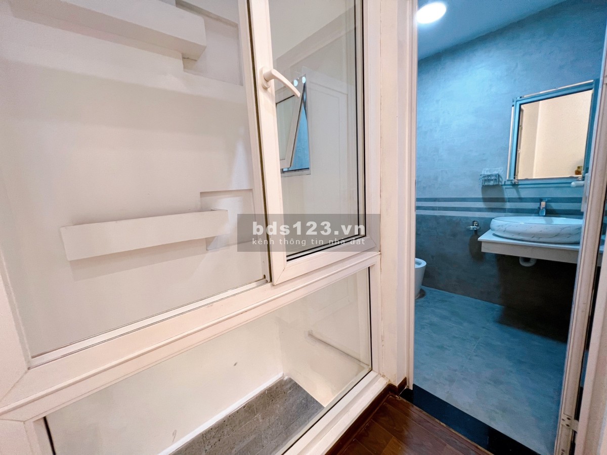 Tôi chính chủ cần bán nhà ngõ 183 phố Hoàng Văn Thái 40m2, 5 tầng giá 5,98 tỷ