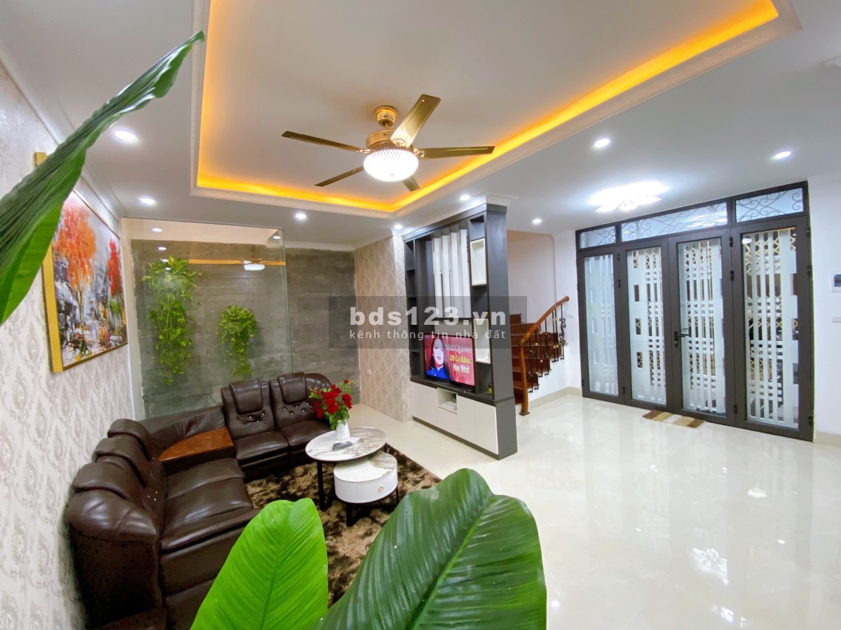 Tôi chính chủ cần bán nhà ngõ 183 phố Hoàng Văn Thái 40m2, 5 tầng giá 5,98 tỷ