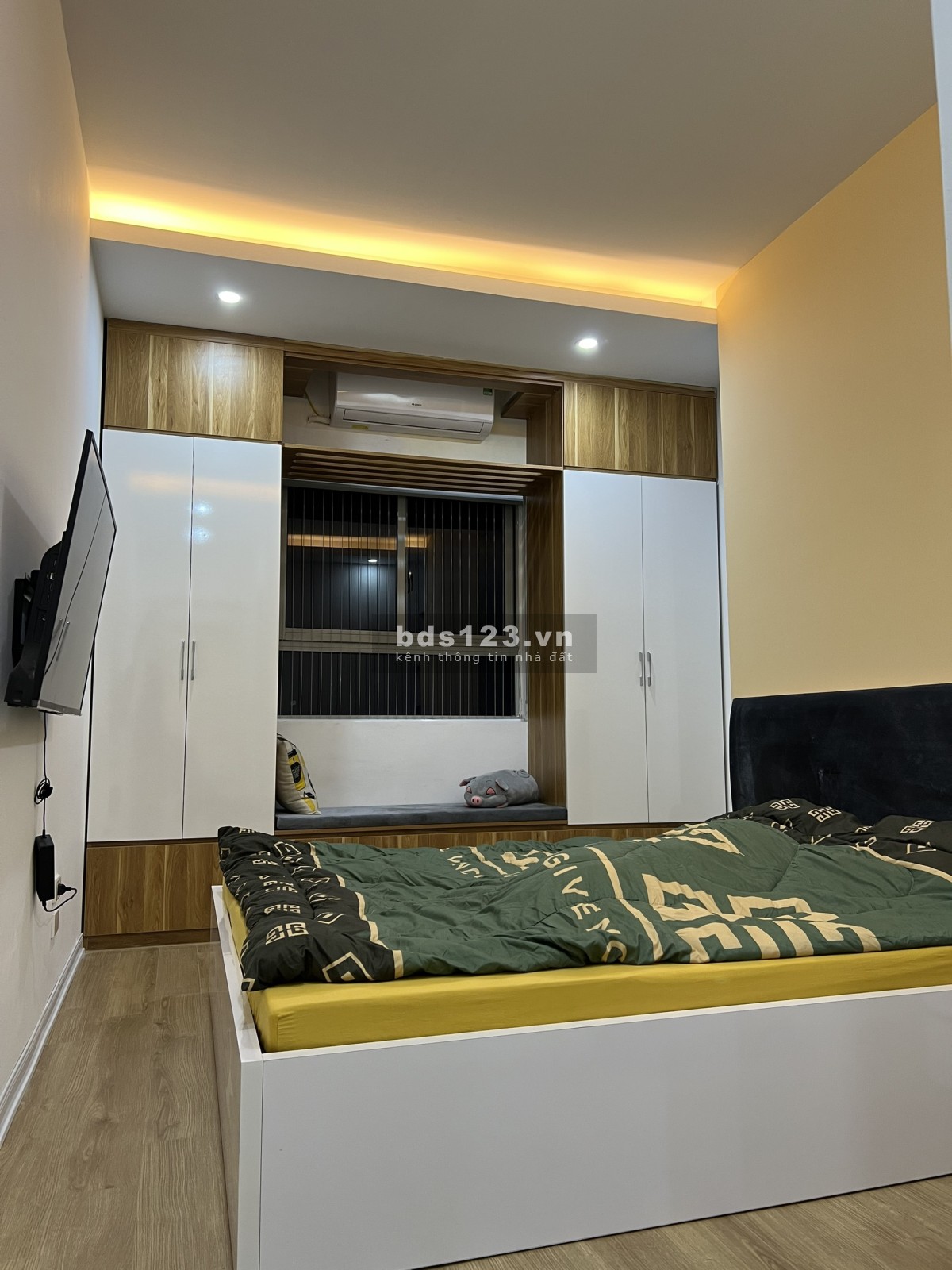 Bán căn hộ tòa HH02A KDT Linh Đàm chính chủ, DT 72m², full nội thất mới, giá chỉ 1,6 tỷ