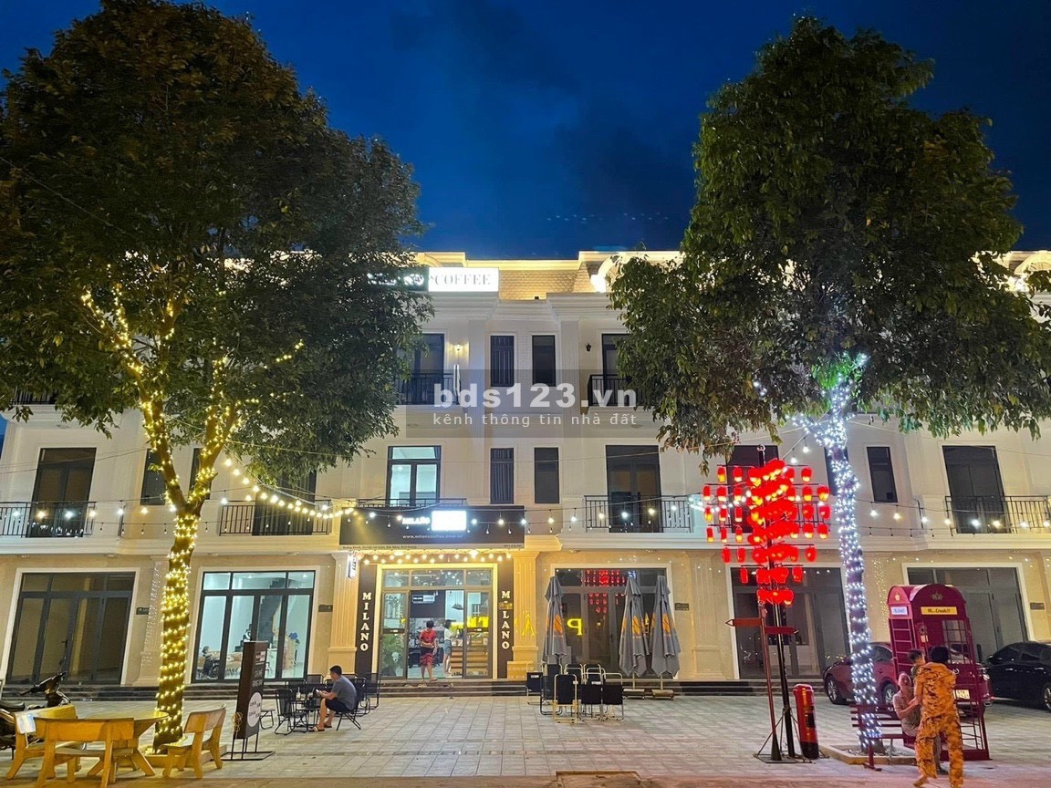 Dãy Shophouse Kinh Doanh Đang cho Thuê 15 - 18 triệu/tháng, Hợp đồng thuê lâu dài