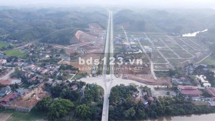 Bán đất nền trung tâm thành phố mới Yên Bái liên hệ 0923997085