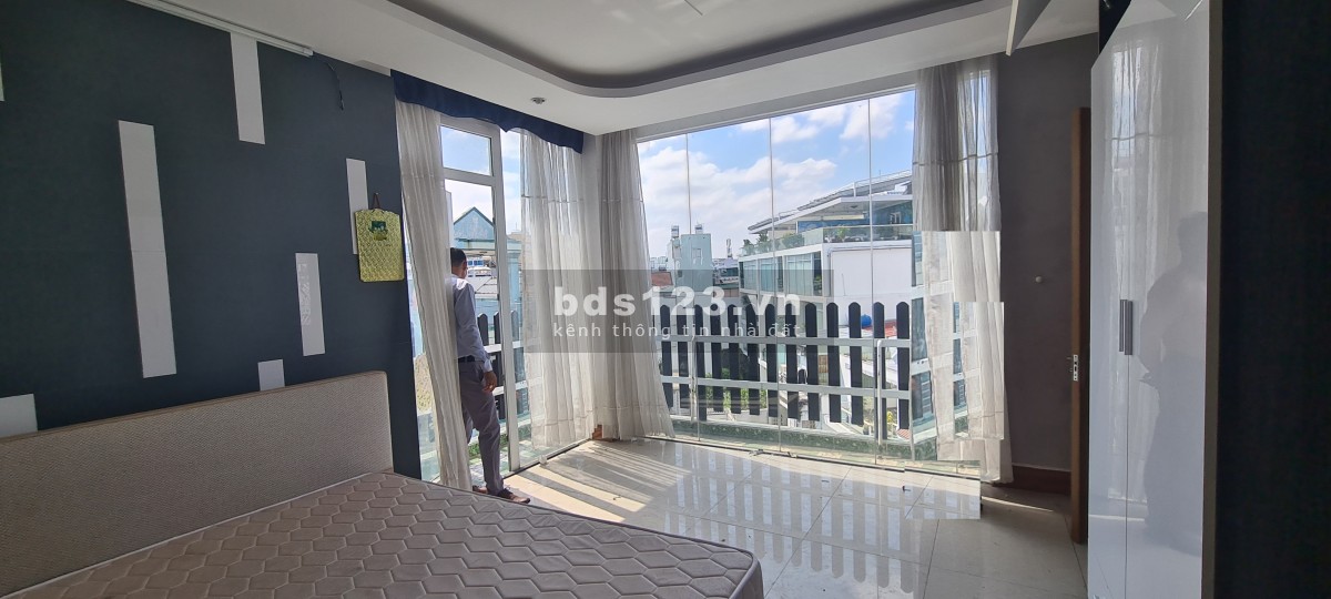Bán nhà biệt thự 2 MT, 7.5 x 22 ,7 tầng, giá 34 tỷ giảm sâu còn 22 tỷ