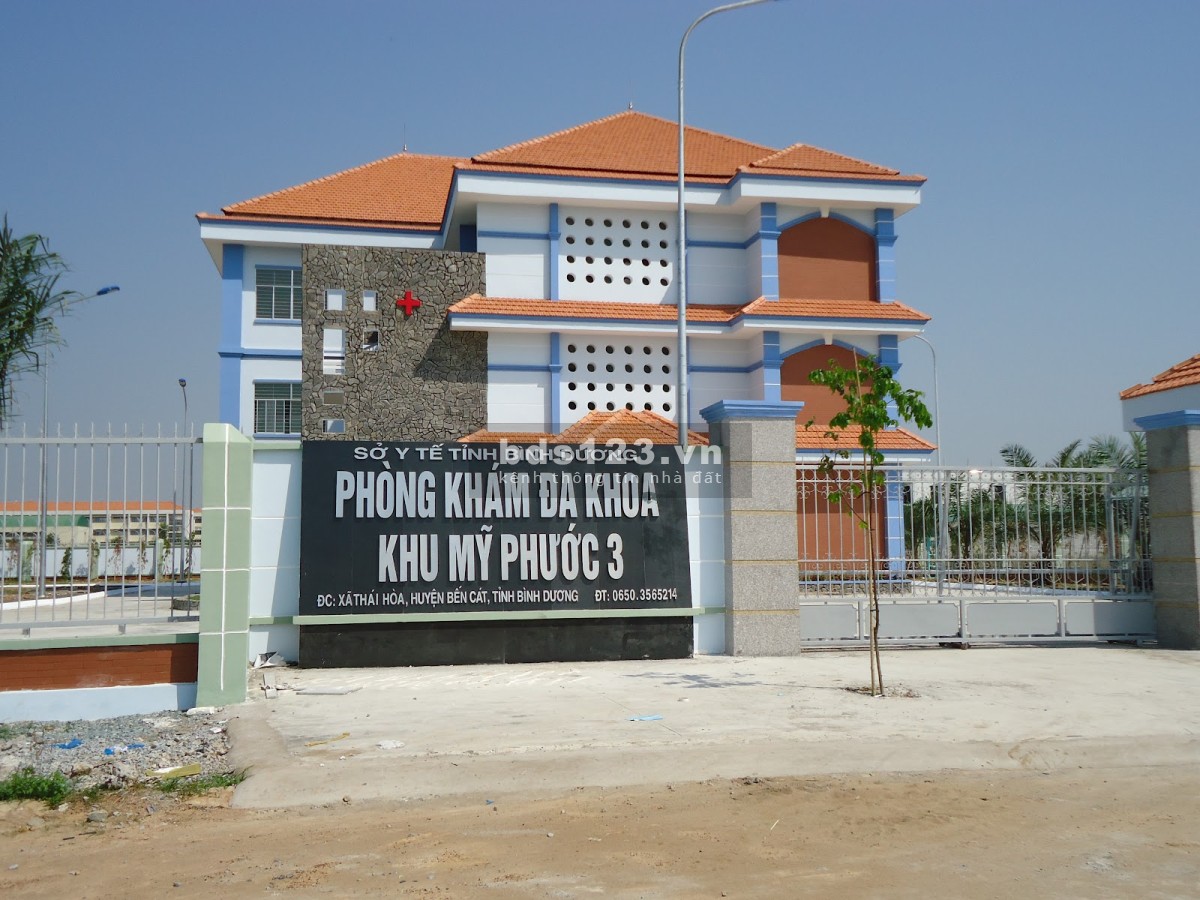 Chính chủ bán đất gấp 10x30m, đất hổ cư sổ hồng riêng, sát trung tâm hành chính Mỹ Phước 3