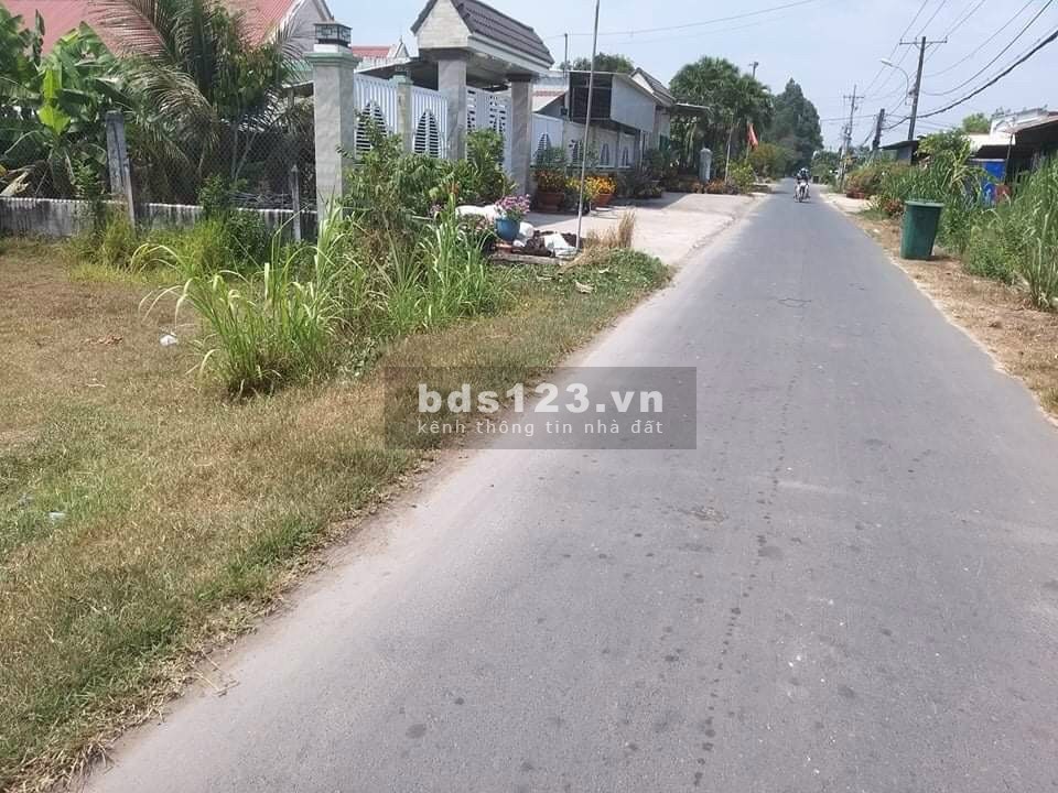 Tôi chính chủ bán 2000m2 đất vườn ngay TL2 giá 1 tỉ 890triệu QH đất ont Lh 0397 941 642