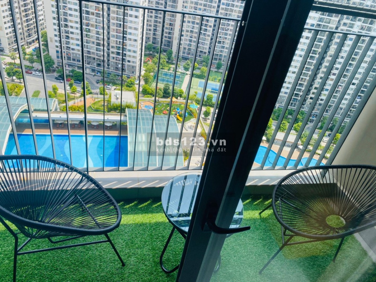HOT - Bán căn hộ Vinhomes Ocean Park giá rẻ, Căn 2PN + 1WC view chếch Hồ giá chỉ 1,57 tỷ