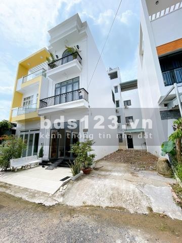 Cắt lỗ 500 triệu bán đất mặt tiền đường Võ Văn Kiệt 72.2m², đường trước nhà 12m, KDC đông đúc