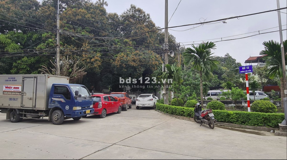 Cho thuê 5 phòng đẹp chính chủ, DT 30m² ngay cạnh Đh Công Nghiệp HN - view đẹp, thoáng nhìn ra hồ