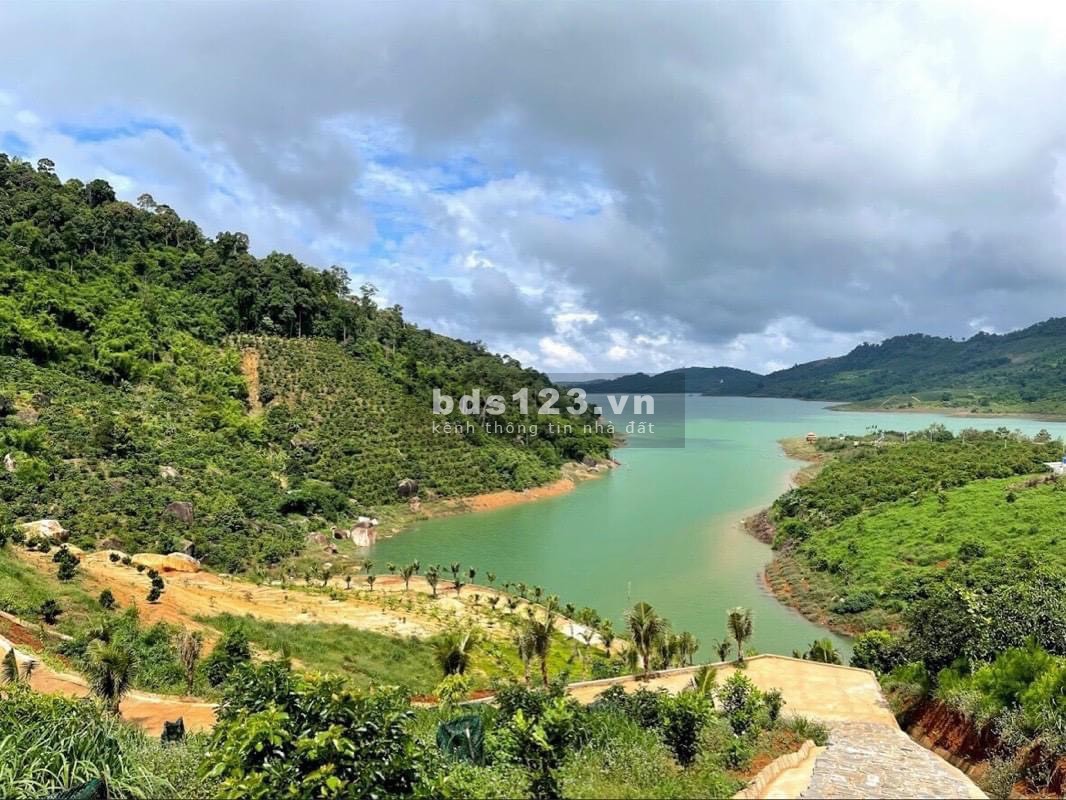 Bán đất TP Bảo Lộc, DT 500m² view cực đẹp giá chỉ 2 triệu/m²