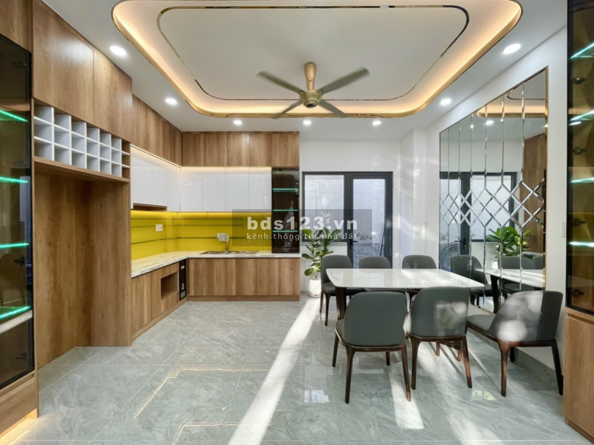 Bán nhà 3 lầu xinh như hoa hậu đường số 9 Trường Thọ giảm sập sàn hơn 7 tỷ