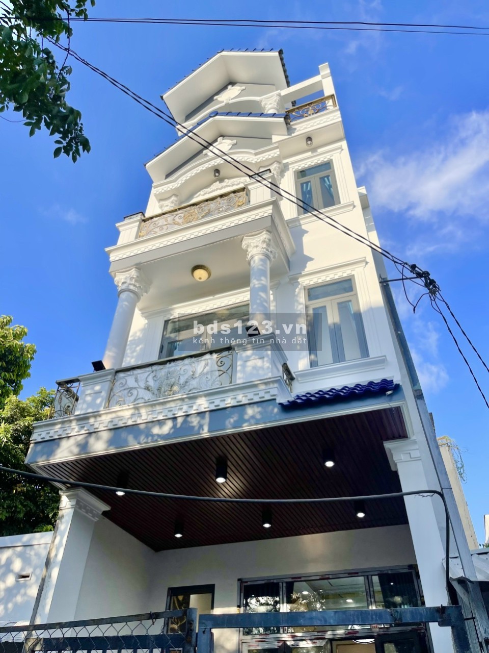 Bán nhà 3 lầu xinh như hoa hậu đường số 9 Trường Thọ giảm sập sàn hơn 7 tỷ