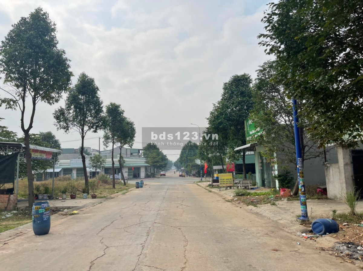 Bán đất Bình Dương, giá từ 820 triệu, sổ hồng, thổ cư, đường 16m thông, dân đông đúc